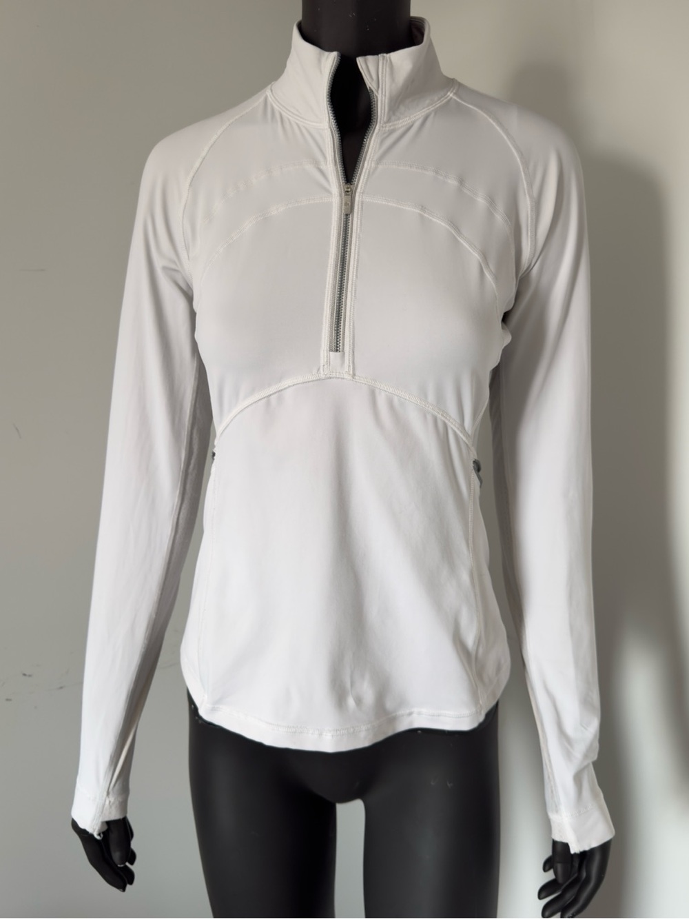 407. Lululemon Front Of The Pack 1/2 Zip